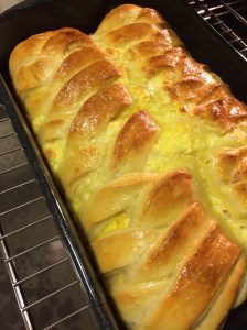 pletenica sa sirom, dizano tijesto, tijesto sa sirom,