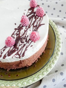 mousse sginom i malinama, rođendanska torta