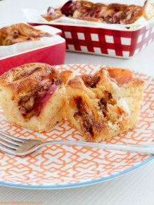 brzi ljetni kolač od breskve