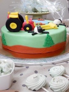 rođendanska torta traktor tom